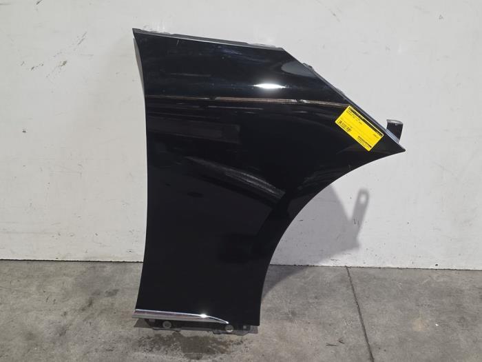 Front wing, right Mercedes EQE