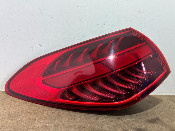 Luz trasera izquierda Mercedes C-Klasse
