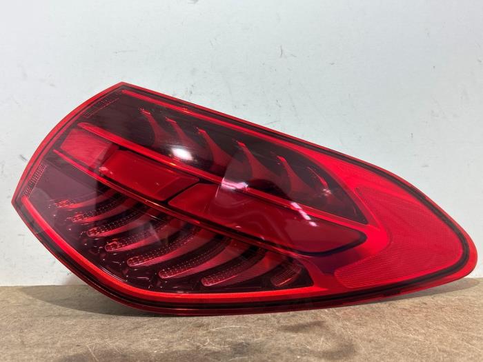 Luz trasera derecha Mercedes C-Klasse