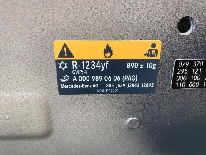 Bonnet Mercedes EQE