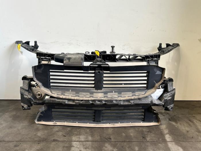 Vorderwand Mercedes GLB-Klasse