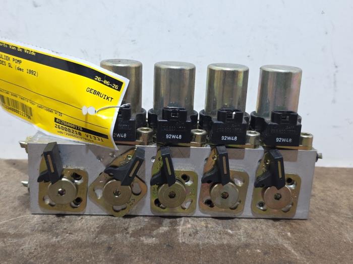 Pompe hydraulique Mercedes SL