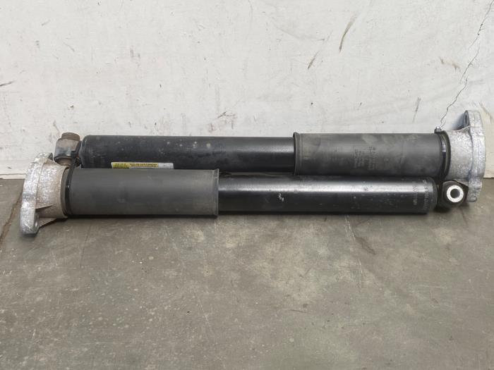 Shock absorber kit Mercedes EQC