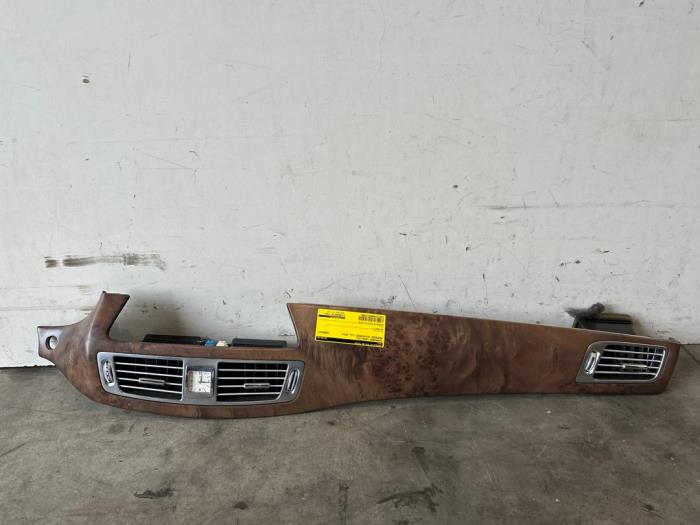 Embellecedore para tablero de instrumentos Mercedes CLS-Klasse