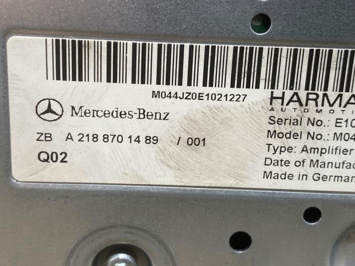 Radio versterker Mercedes CLS-Klasse