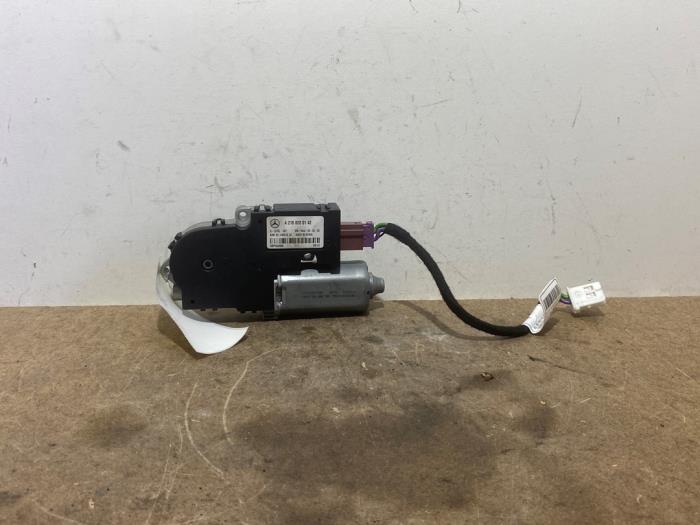 Moteur toit ouvrant Mercedes CLS-Klasse