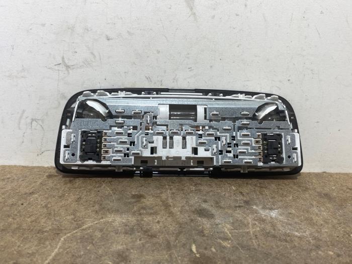 Binnenverlichting achter Mercedes CLS-Klasse