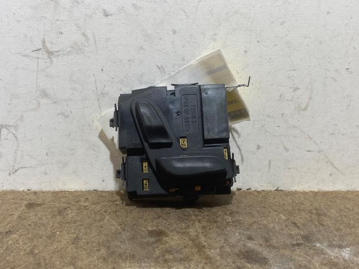 Electric seat switch Mercedes CLS-Klasse