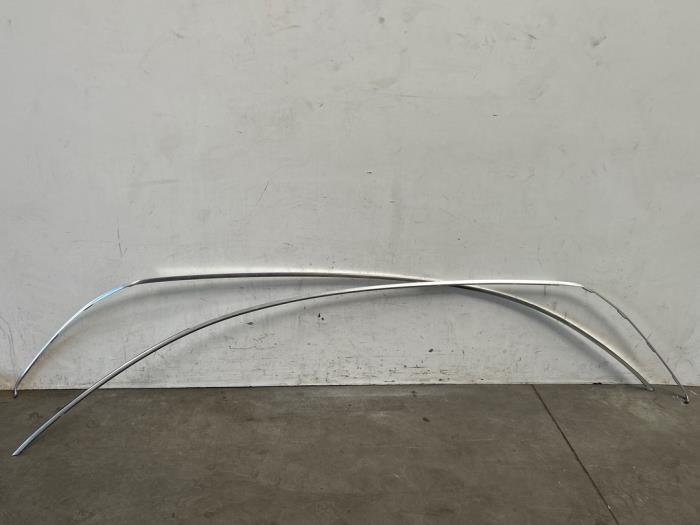 Roof rail, left Mercedes CLA