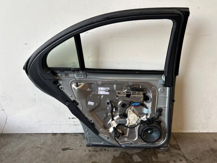 Puerta de 4 puertas izquierda detrás Mercedes S-Klasse