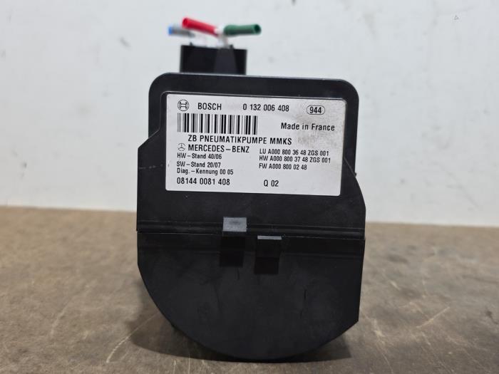 Electric central locking vacuum pump Mercedes S-Klasse