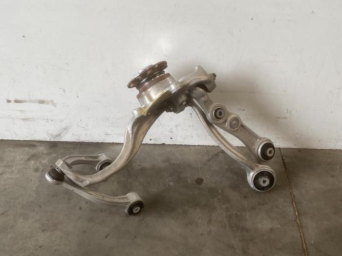 Knuckle, front right Mercedes CLS-Klasse