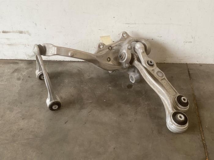 Knuckle, front right Mercedes CLS-Klasse