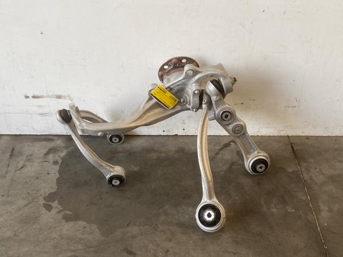 Knuckle, front right Mercedes CLS-Klasse