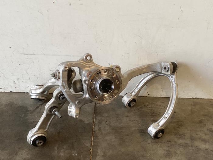 Knuckle, front right Mercedes CLS-Klasse
