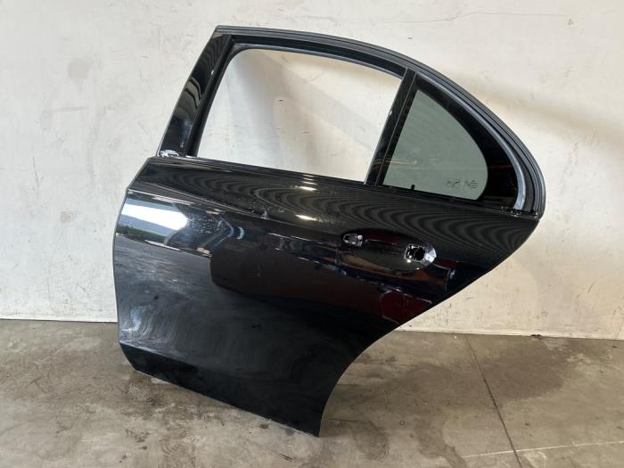 Portier 4Deurs links-achter Mercedes E-Klasse