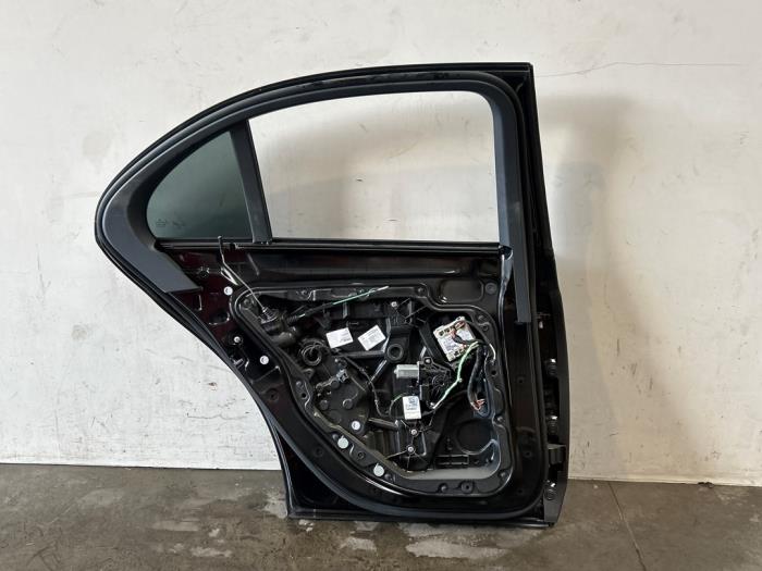 Portier 4Deurs links-achter Mercedes E-Klasse