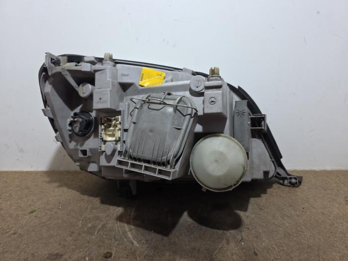 Phare gauche Mercedes 260SE-600SEL