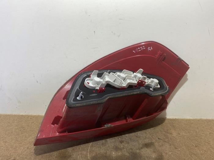 Luz trasera derecha Mercedes A-Klasse