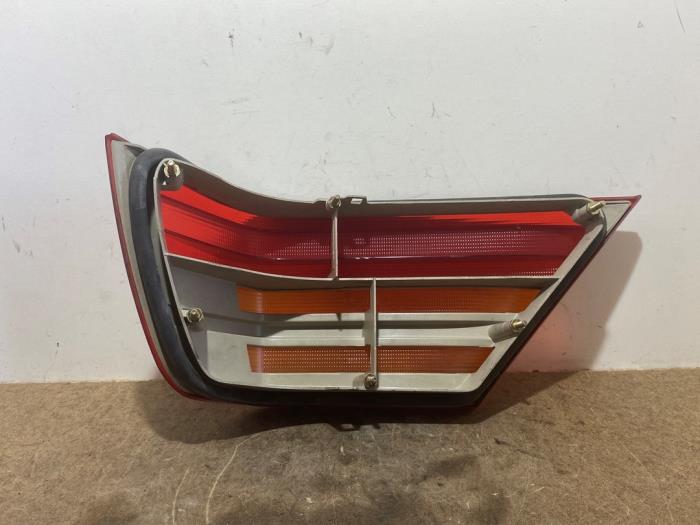 Klosz tylnego swiatla pozycyjnego lewego Mercedes 260SE-600SEL