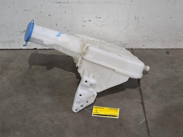 Front windscreen washer reservoir Mercedes Sprinter