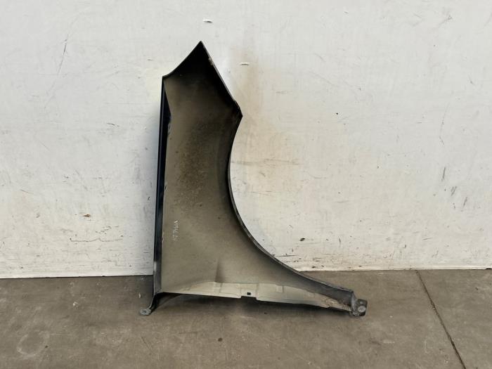 Front wing, left Mercedes B-Klasse