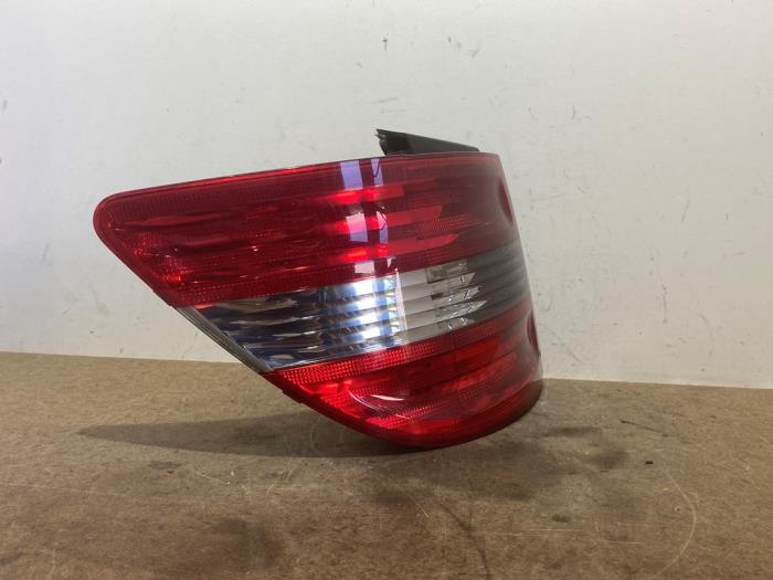Rücklicht links Mercedes B-Klasse