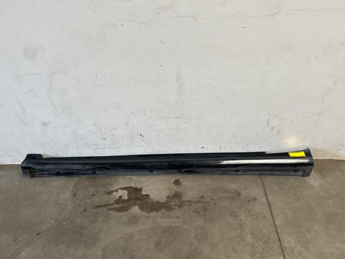 Schwelle links Mercedes B-Klasse