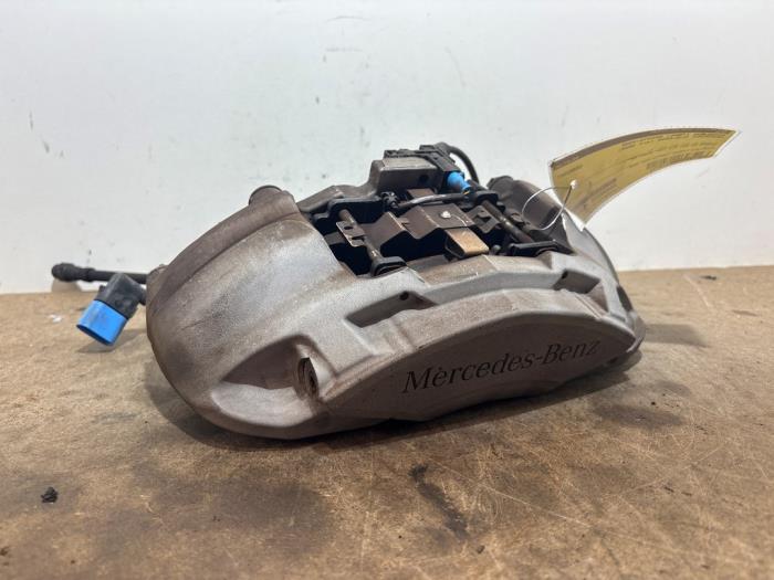 Etrier de frein (pince) avant droit Mercedes C-Klasse