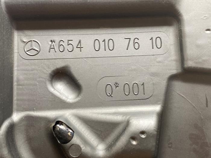 Afdekplaat motor Mercedes CLA