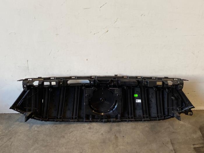 Grille Mercedes EQA