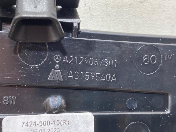 Indicador de dirección derecha Mercedes E-Klasse