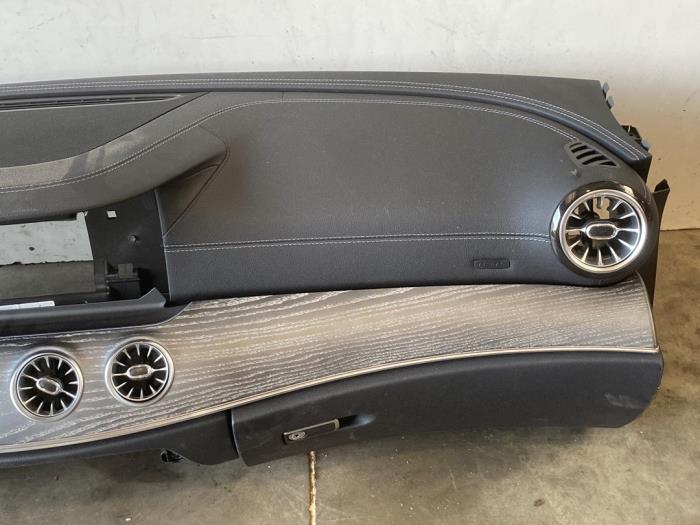 Armaturenbrett Mercedes E-Klasse