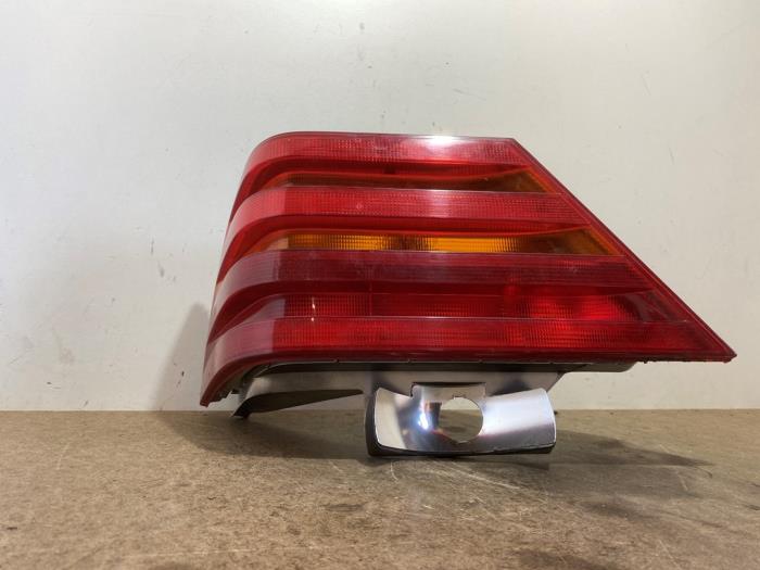 Feu arrière gauche Mercedes 260SE-600SEL