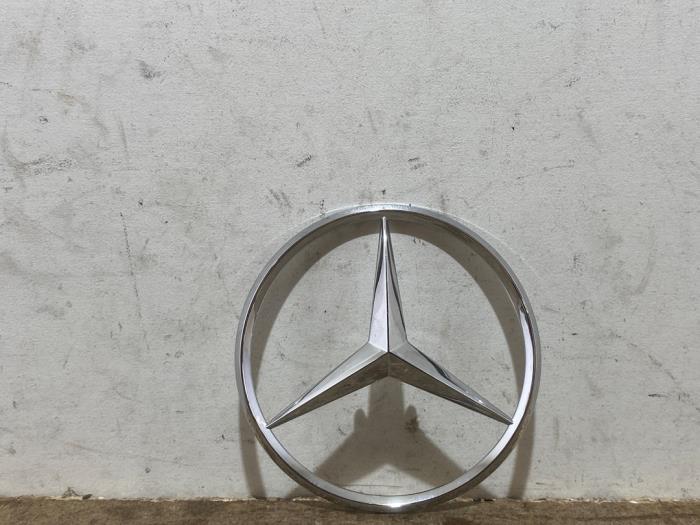 Étoile Mercedes Vito