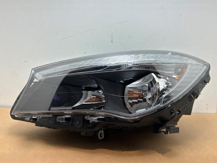 Scheinwerfer links Mercedes CLA