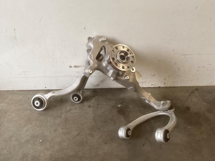 Knuckle, front right Mercedes CLS-Klasse