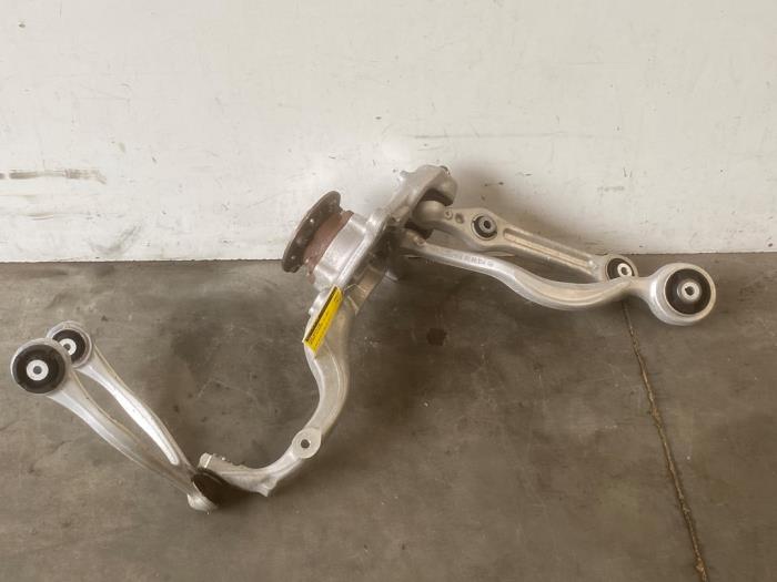 Fusee rechts-voor Mercedes CLS-Klasse