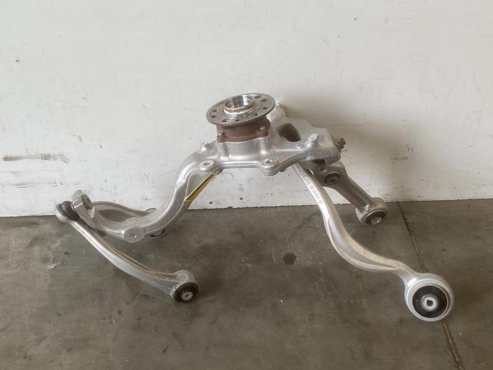 Fusee rechts-voor Mercedes CLS-Klasse