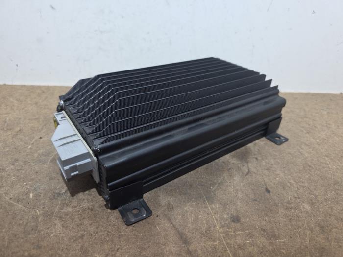 Radio versterker Mercedes 260SE-600SEL