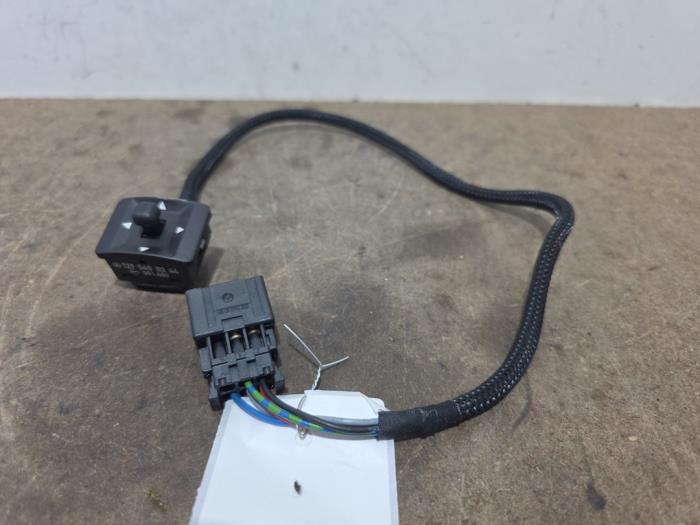 Steering wheel adjustment switch Mercedes 280SL-500SLC