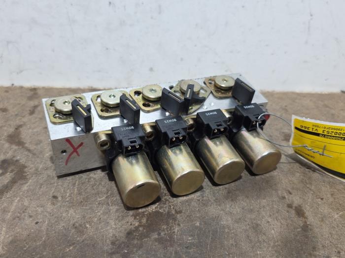 Ventilblock hydraulisch Mercedes SL