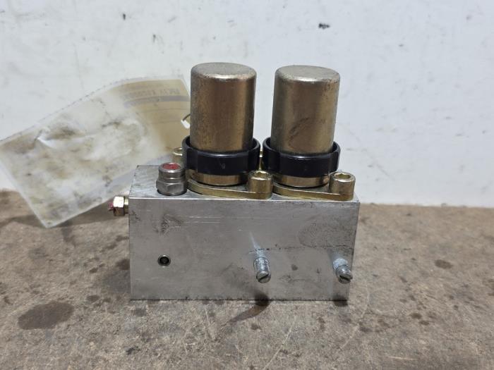 Ventilblock hydraulisch Mercedes SL