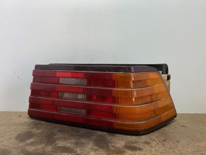 Luz trasera derecha Mercedes SL
