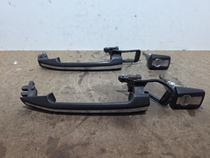 Set of locks Mercedes E-Klasse