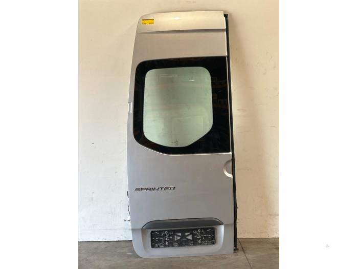 Puerta trasera furgoneta Mercedes Sprinter