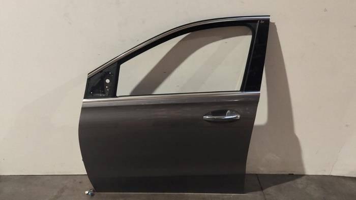 Door 4-door, front left Mercedes B-Klasse