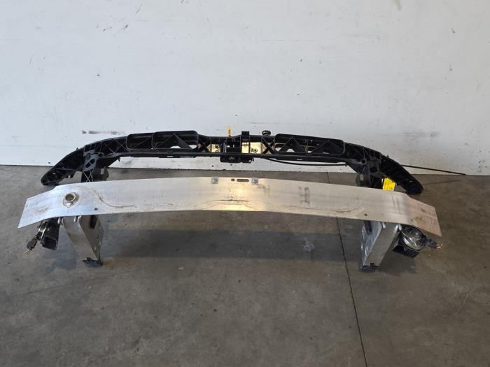 Gebruikte Frontpaneel Mercedes B (W247) 1.3 B-200 Turbo 16V Mild Hybrid Prijs € 453,75 Inclusief btw aangeboden door Autoparts Van De Velde