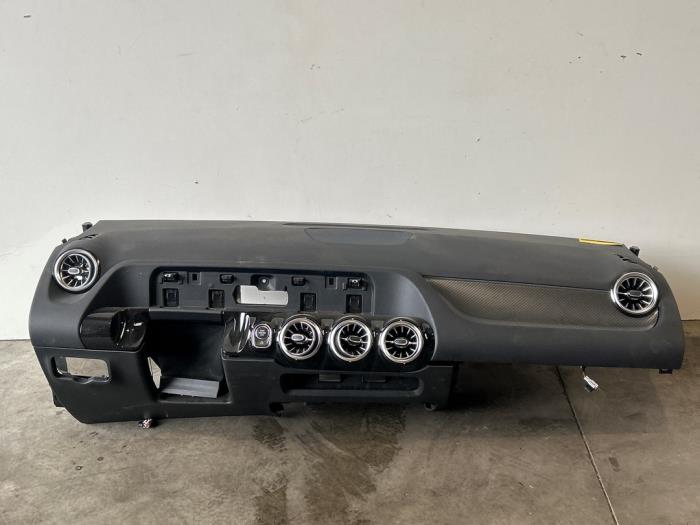 Panel Mercedes B-Klasse