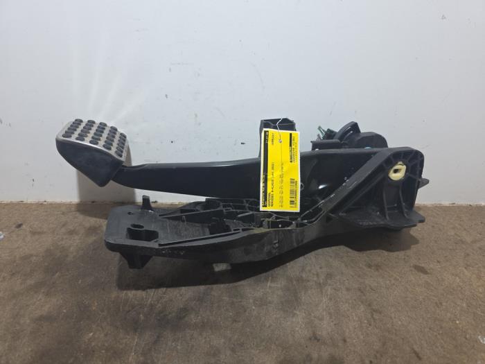 Accelerator pedal Mercedes B-Klasse